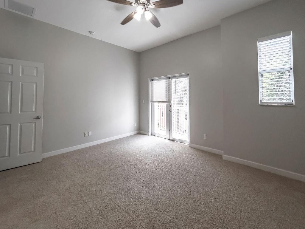 VINTAGE AT LHP - Residential Lease