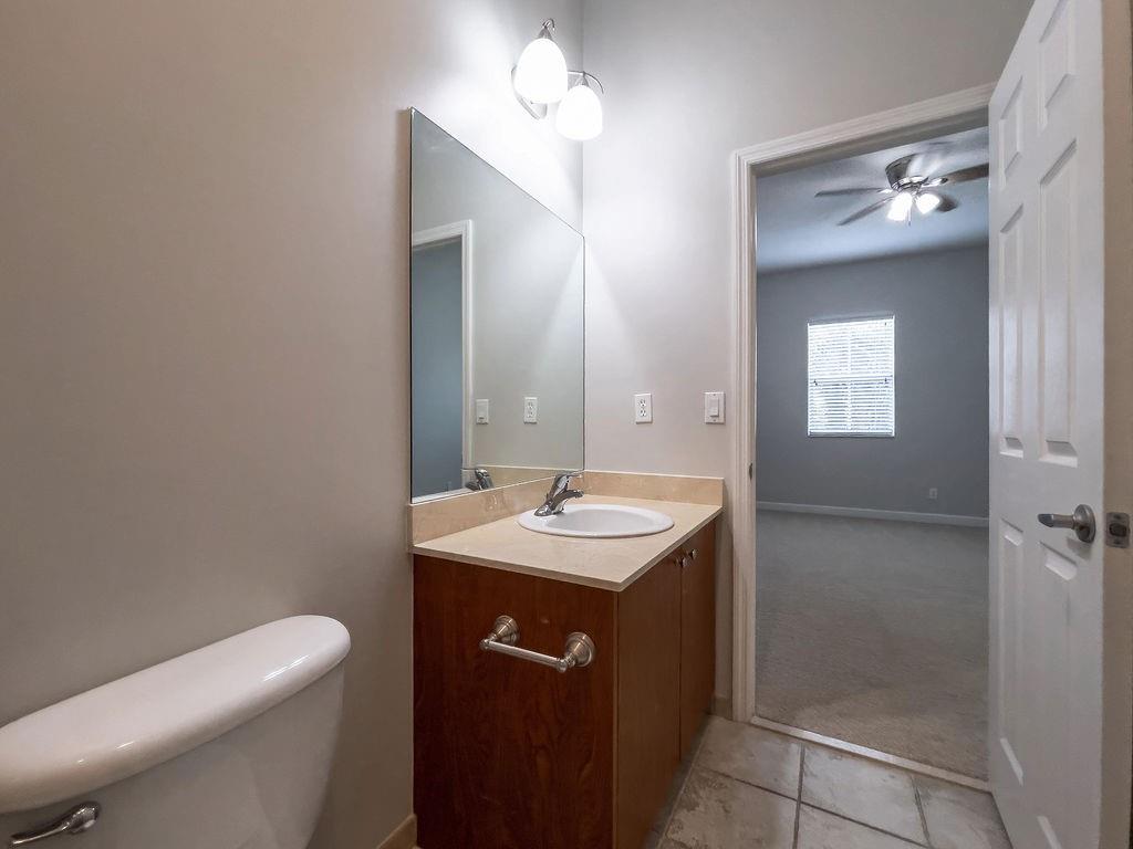 VINTAGE AT LHP - Residential Lease
