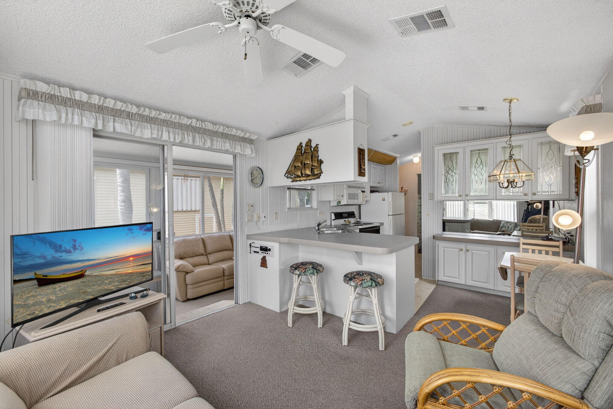 Juno Ocean Walk - Residential