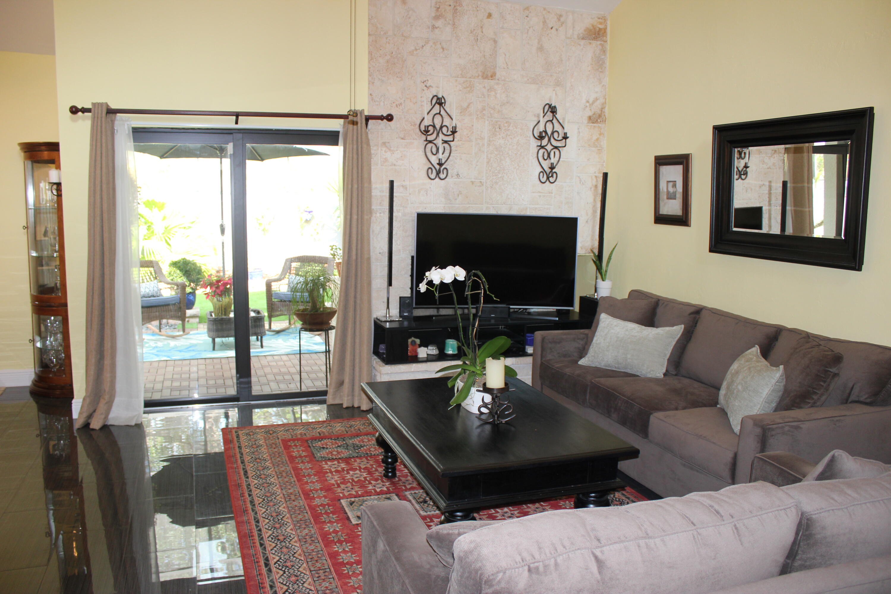 BANYANS OF SOUTH MIAMI CONDO - Residential