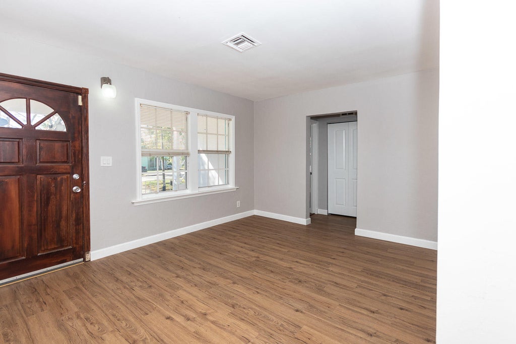 Photo of 823 SE 3rd Avenue, Delray Beach, FL 33483 (MLS # B26079112)