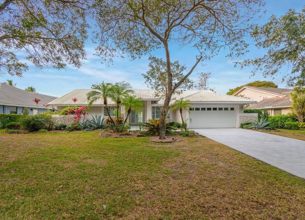 Photo of 6000 NW 63rd Place, Parkland, FL 33067 (MLS # F10480183)