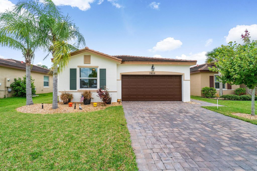 Photo of 7855 NW Greenbank Circle, Port St Lucie, FL 34987 (MLS # R10907052)
