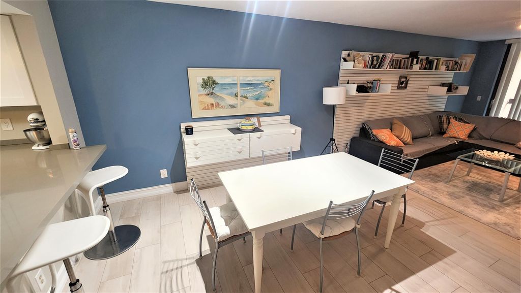 Photo of 600 Egret Circle #7201, Delray Beach, FL 33444 (MLS # B26026262)