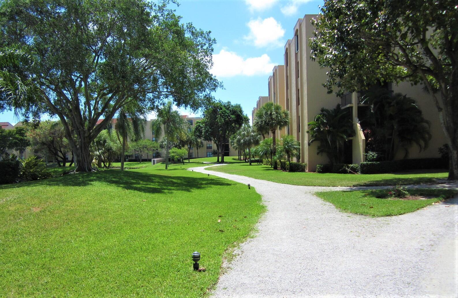 LAVERS DELRAY RACQUET CLUB CONDO - Residential Lease