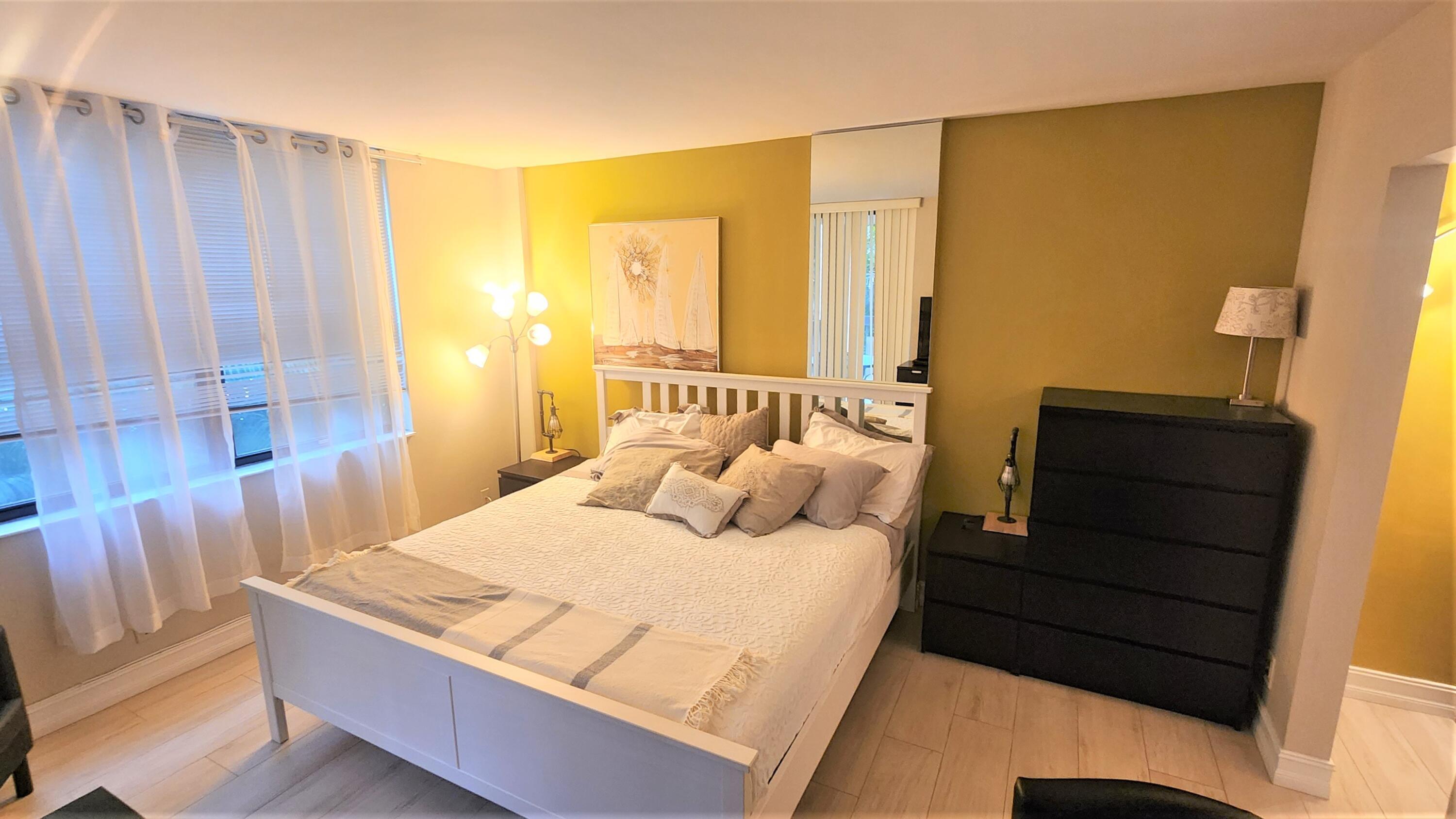 LAVERS DELRAY RACQUET CLUB CONDO - Residential Lease