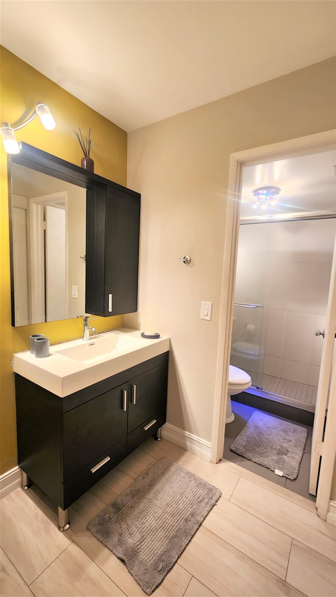 LAVERS DELRAY RACQUET CLUB CONDO - Residential Lease