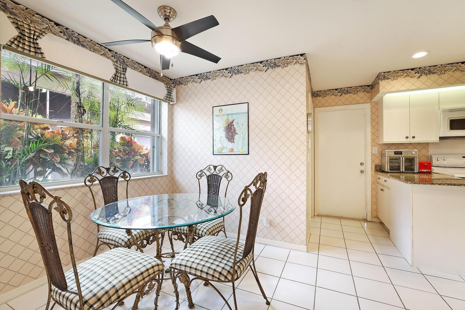 FAIRFIELDS LACUNA 5 - Residential Lease