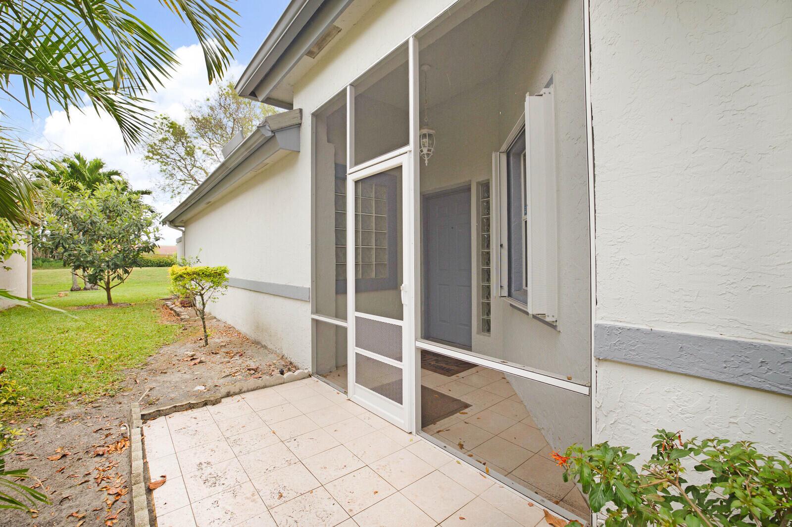 FAIRFIELDS LACUNA 5 - Residential Lease