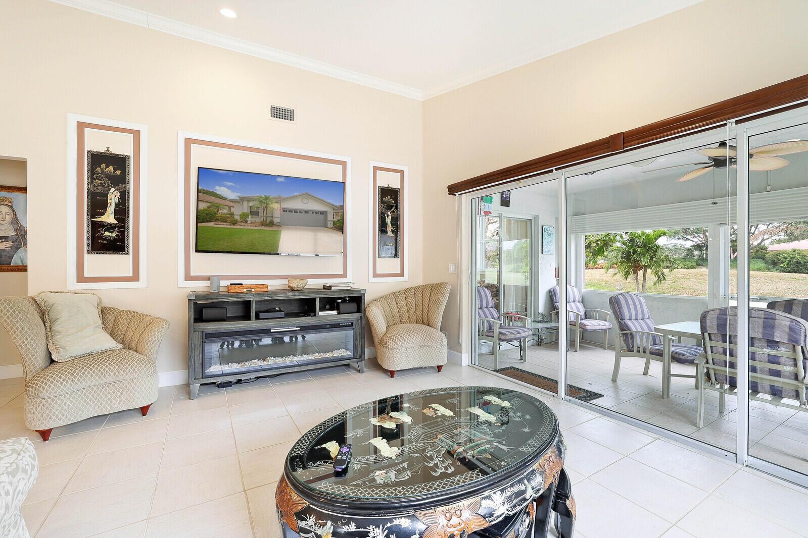 FAIRFIELDS LACUNA 5 - Residential Lease