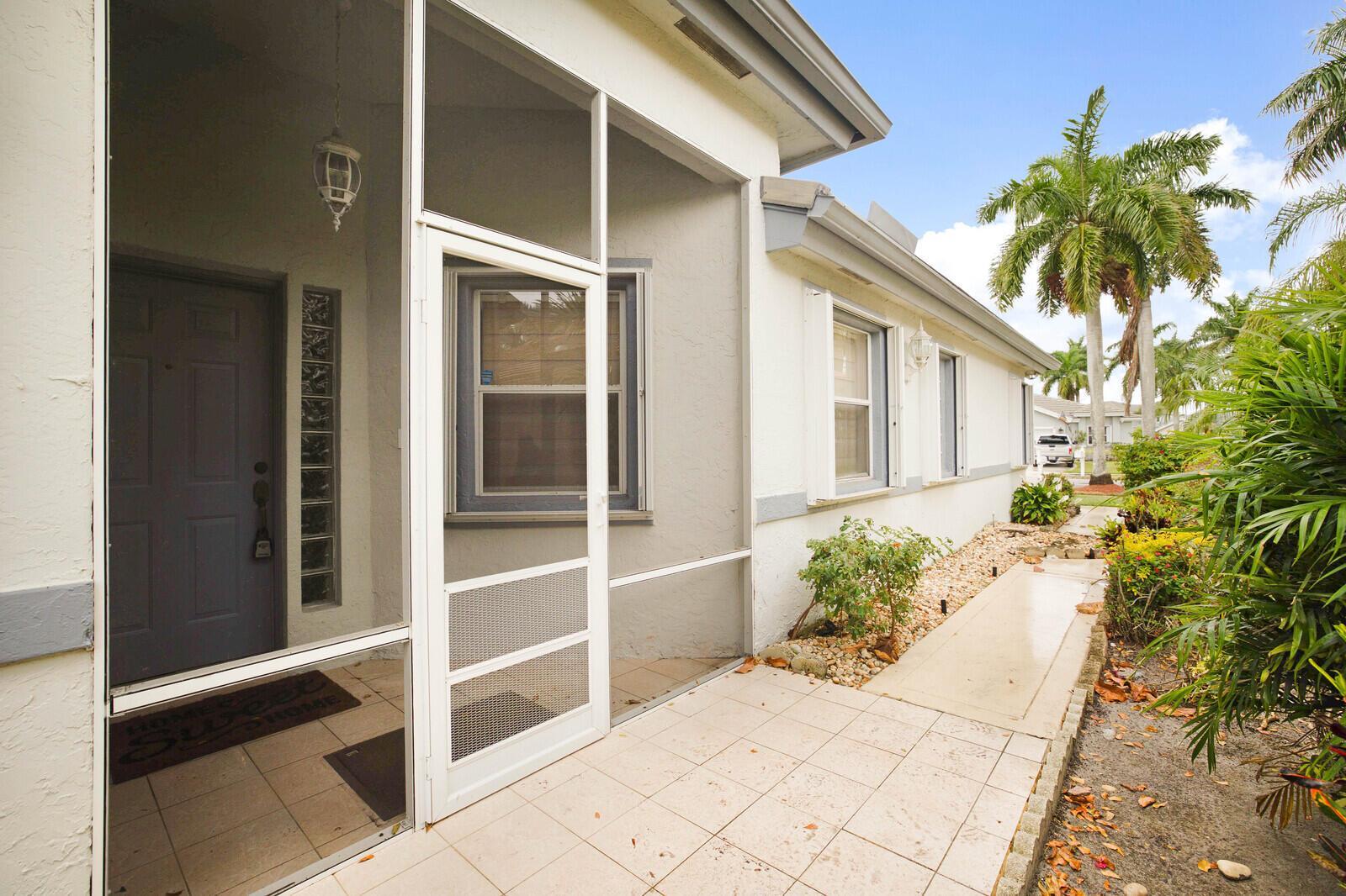 FAIRFIELDS LACUNA 5 - Residential Lease