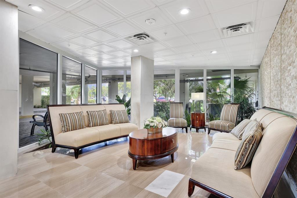 CORAL RIDGE TOWERS NORTH CO-OP - Residential