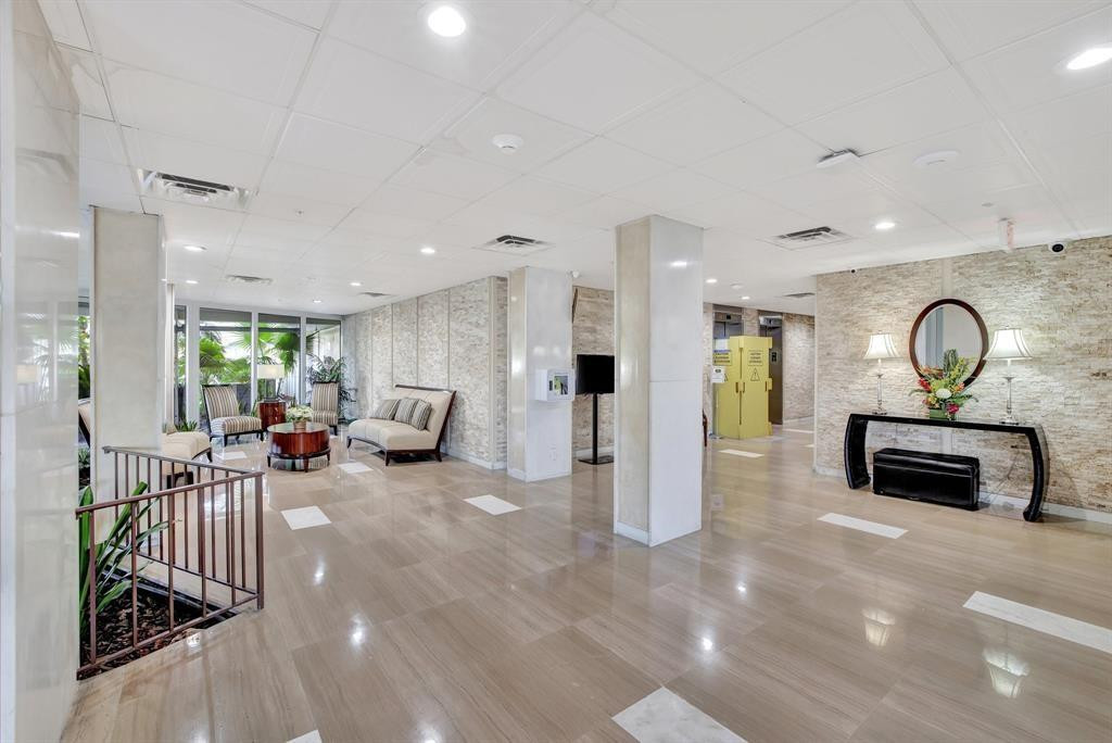 CORAL RIDGE TOWERS NORTH CO-OP - Residential