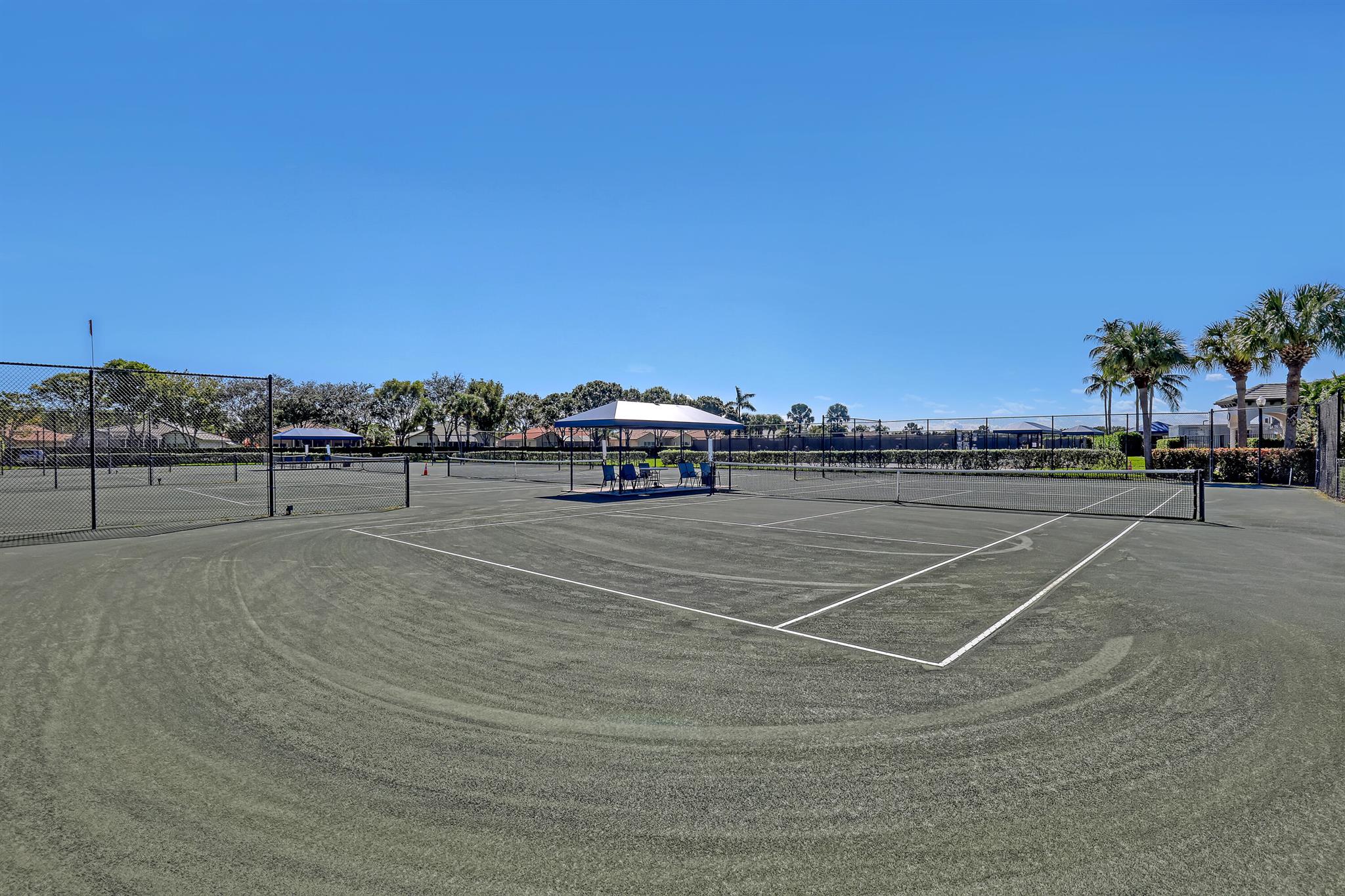 VENETIAN ISLES - Residential