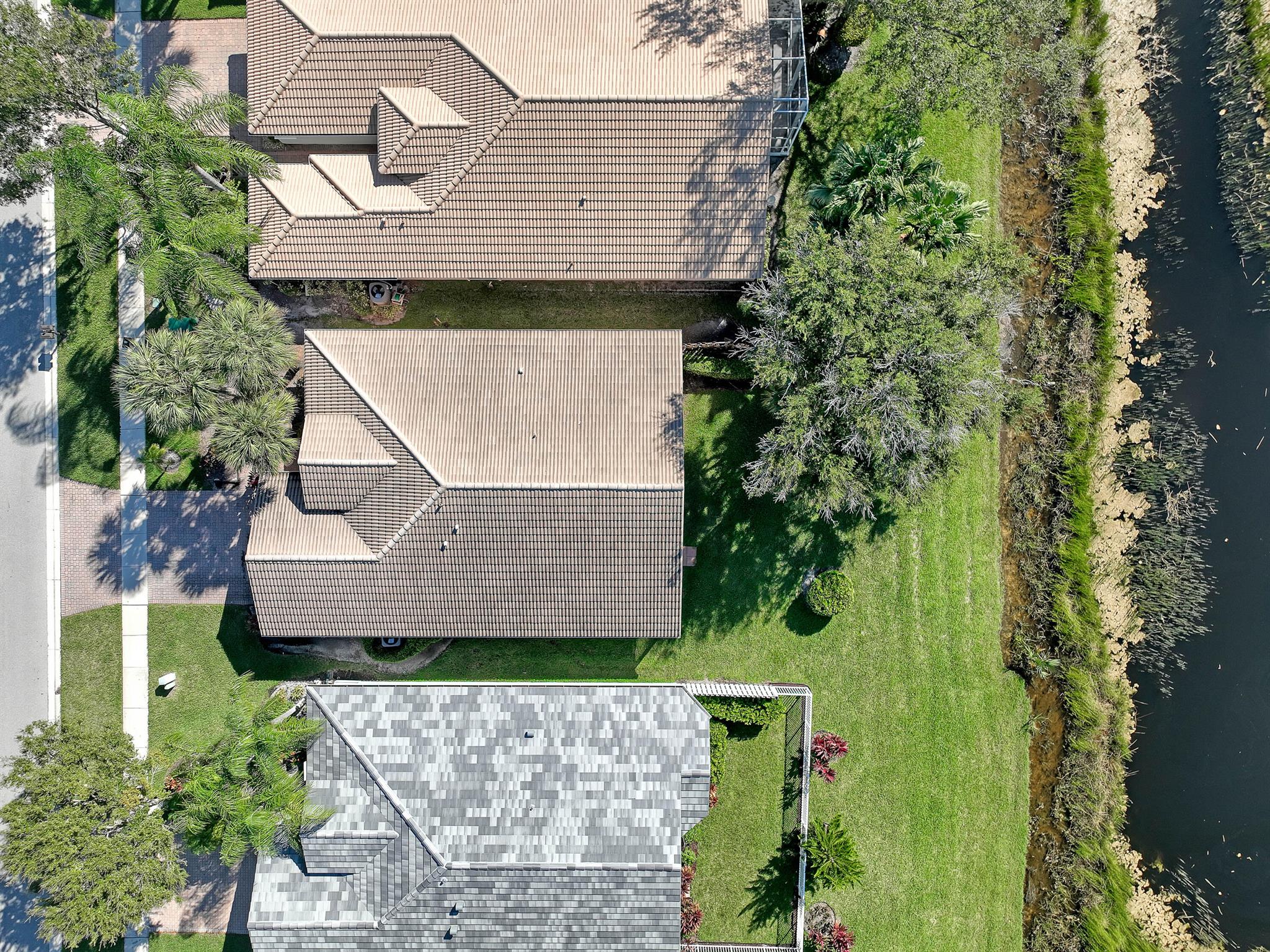 VENETIAN ISLES - Residential