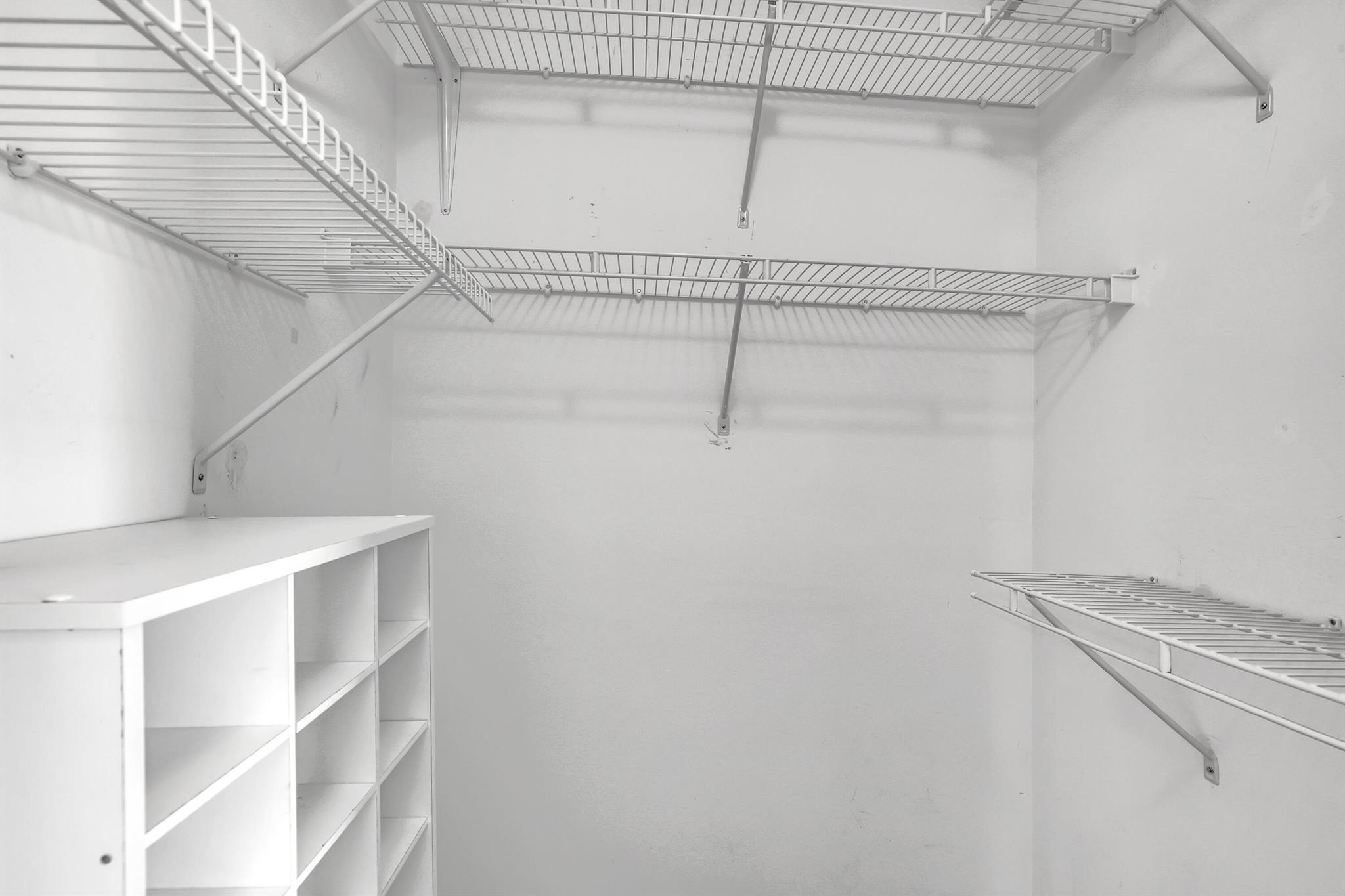 VENETIAN ISLES - Residential