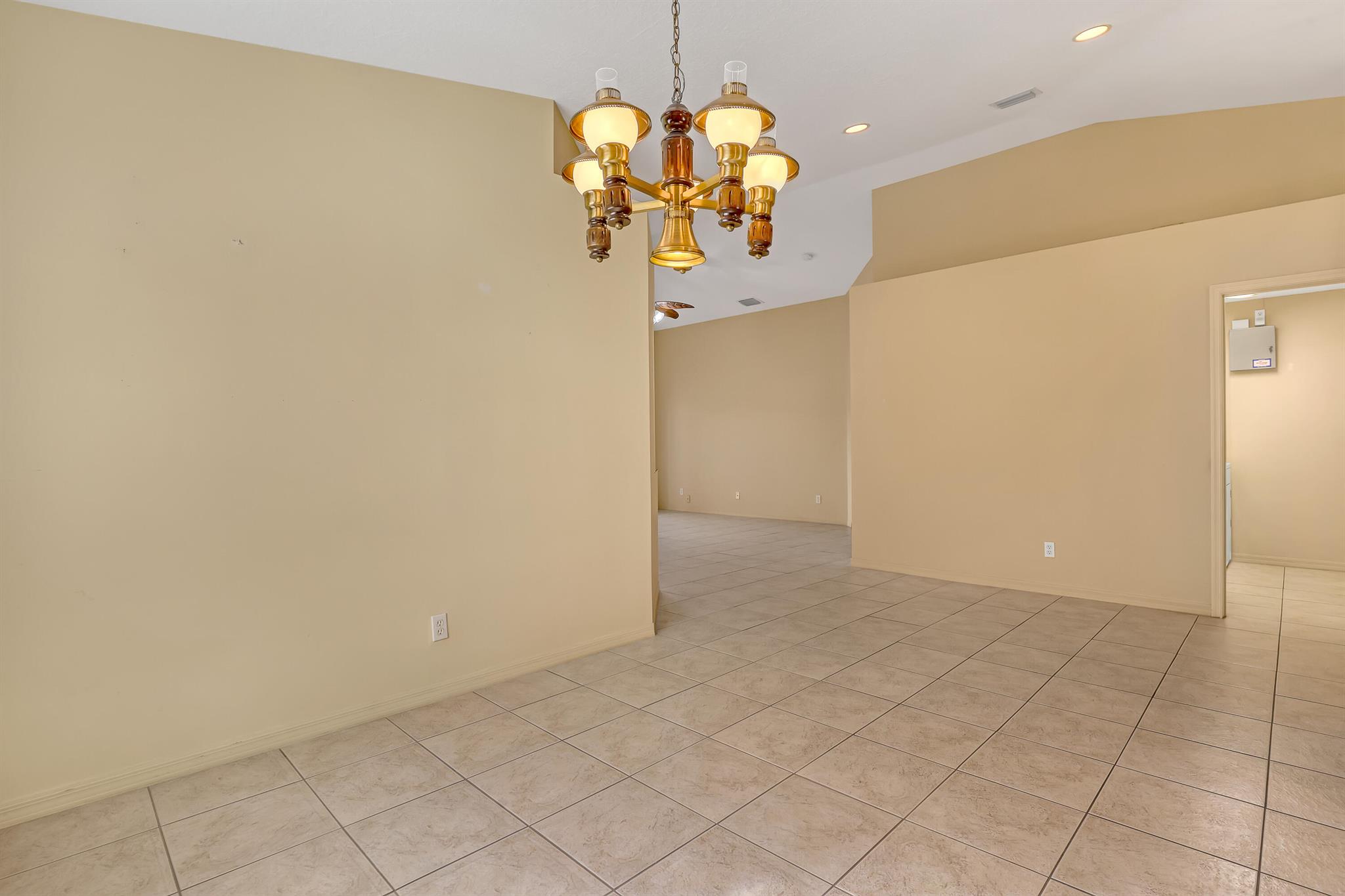 VENETIAN ISLES - Residential