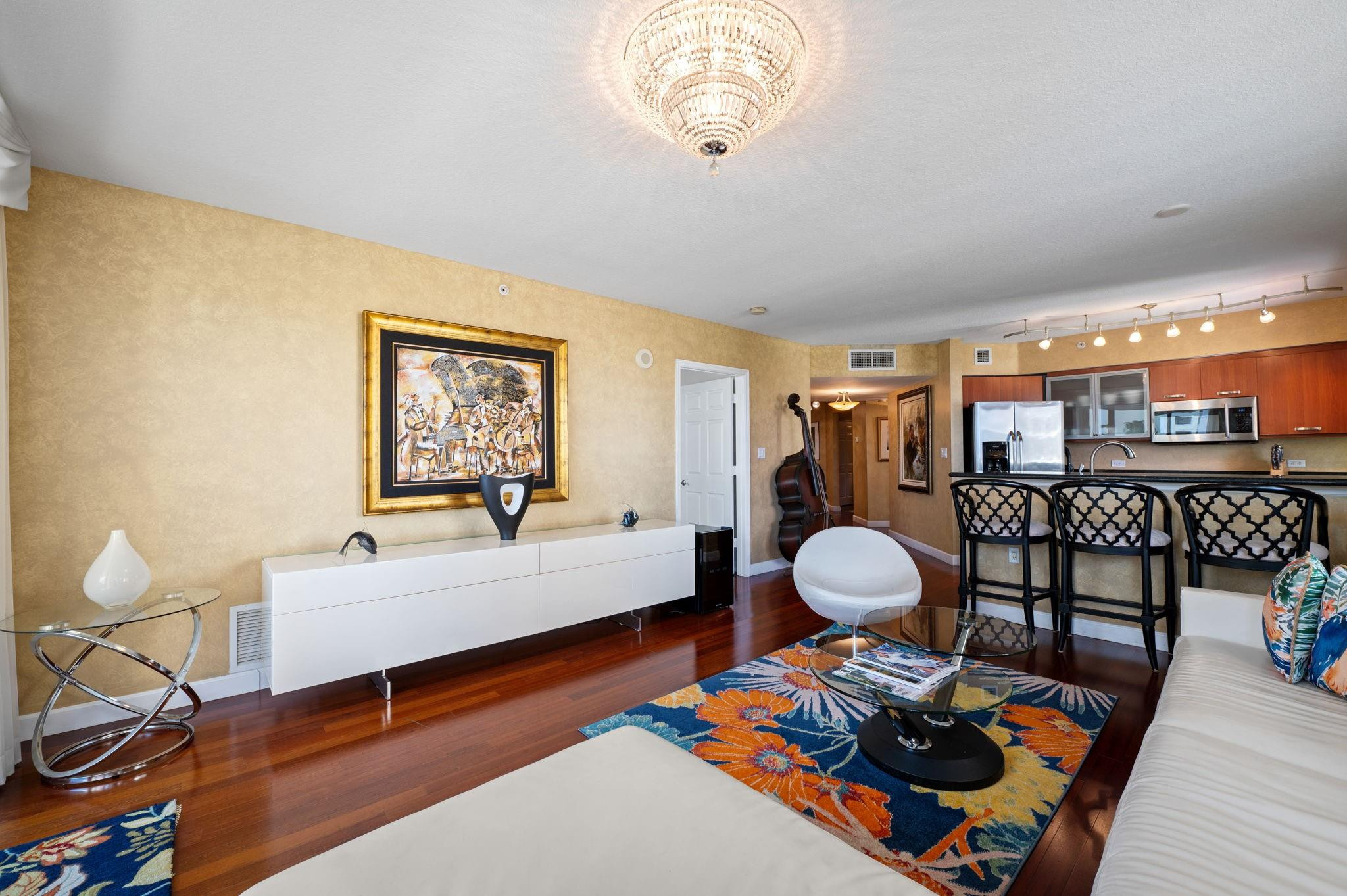 2001 N Ocean Boulevard 605