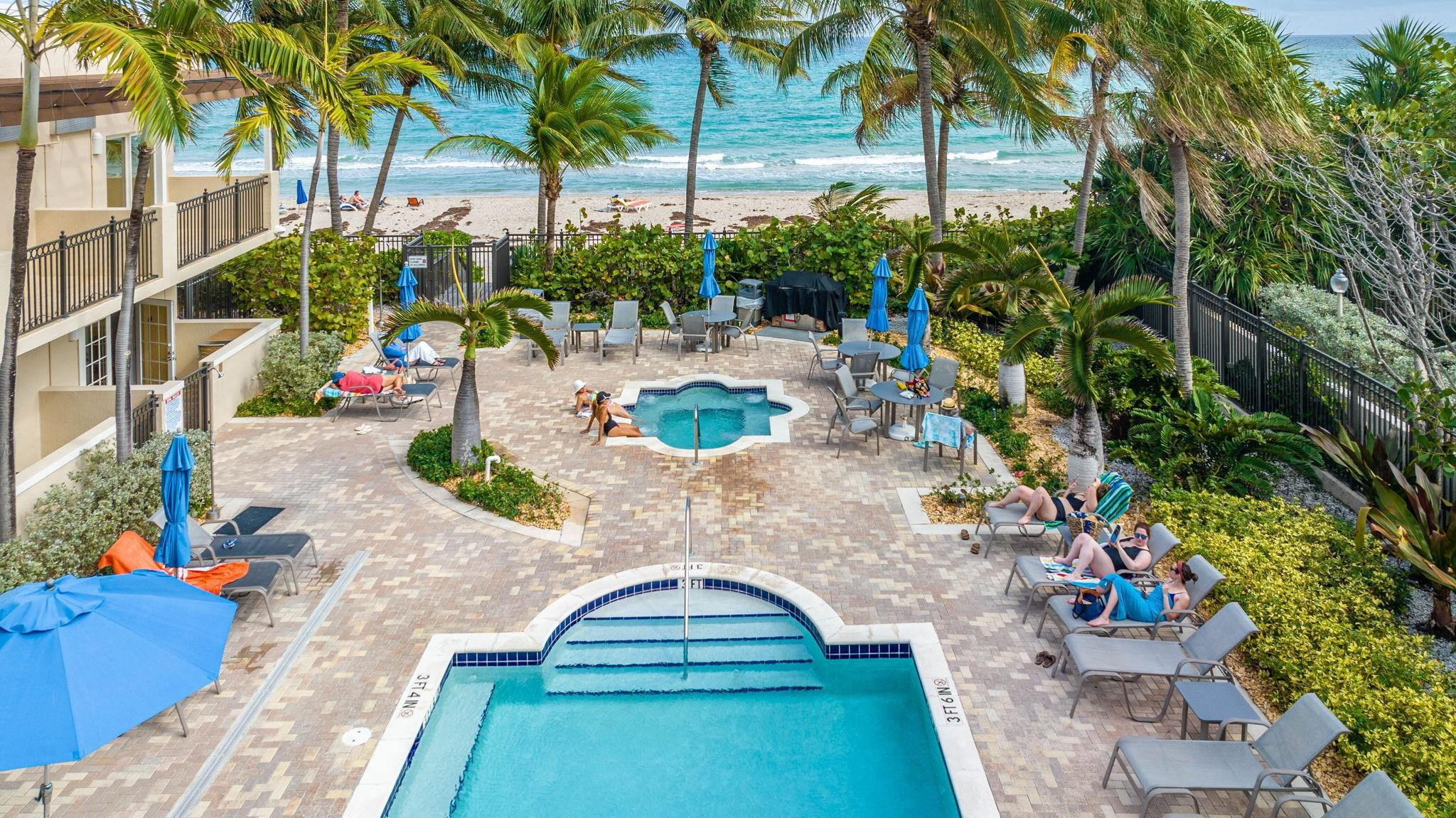 VUE CONDO ASSOCIATION - Residential