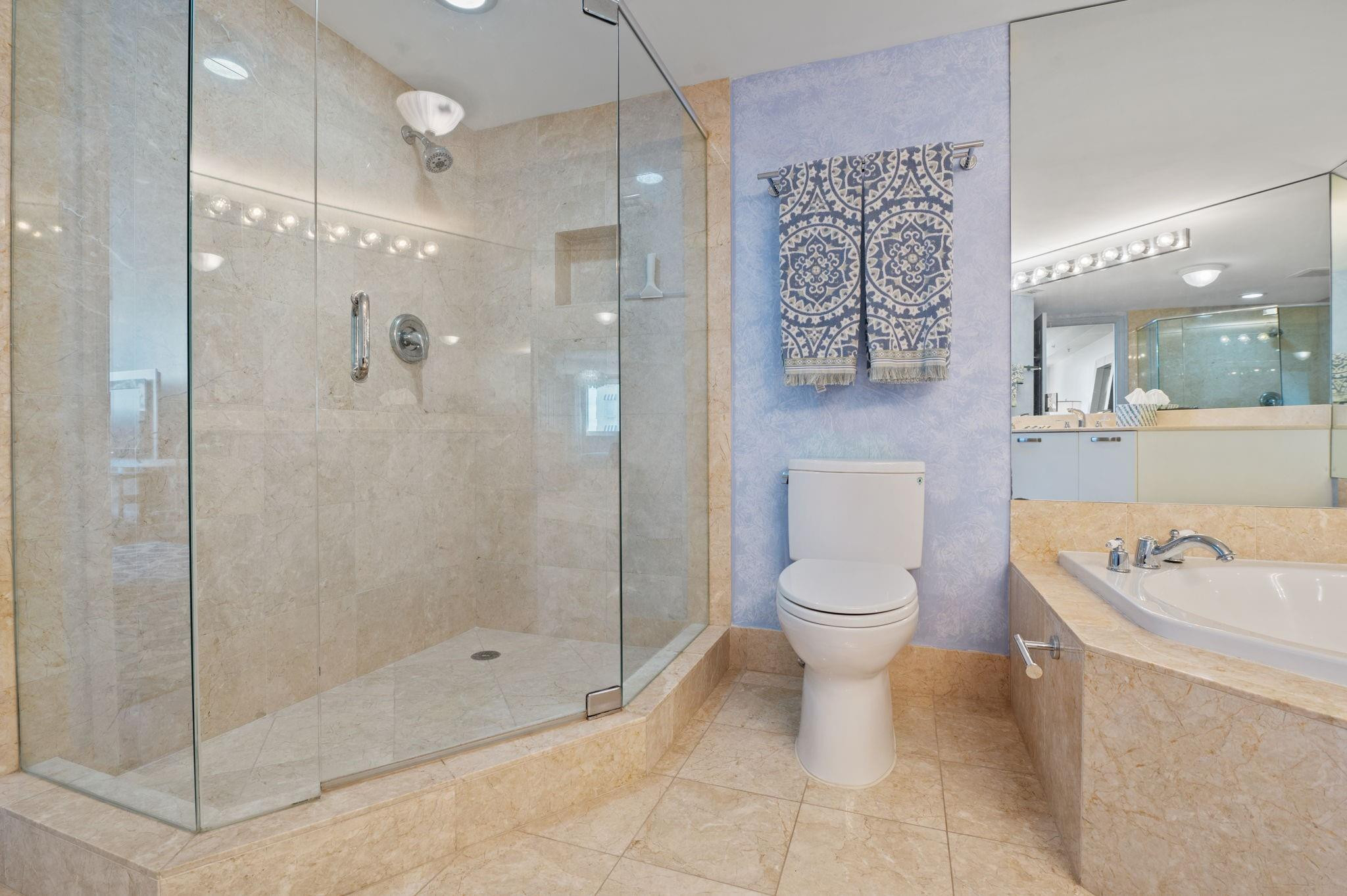 VUE CONDO ASSOCIATION - Residential