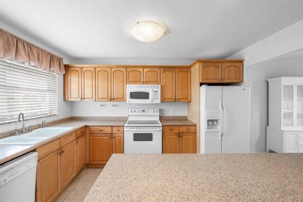 Photo of 2016 S Federal Highway #E408, Boynton Beach, FL 33435 (MLS # R11140661)