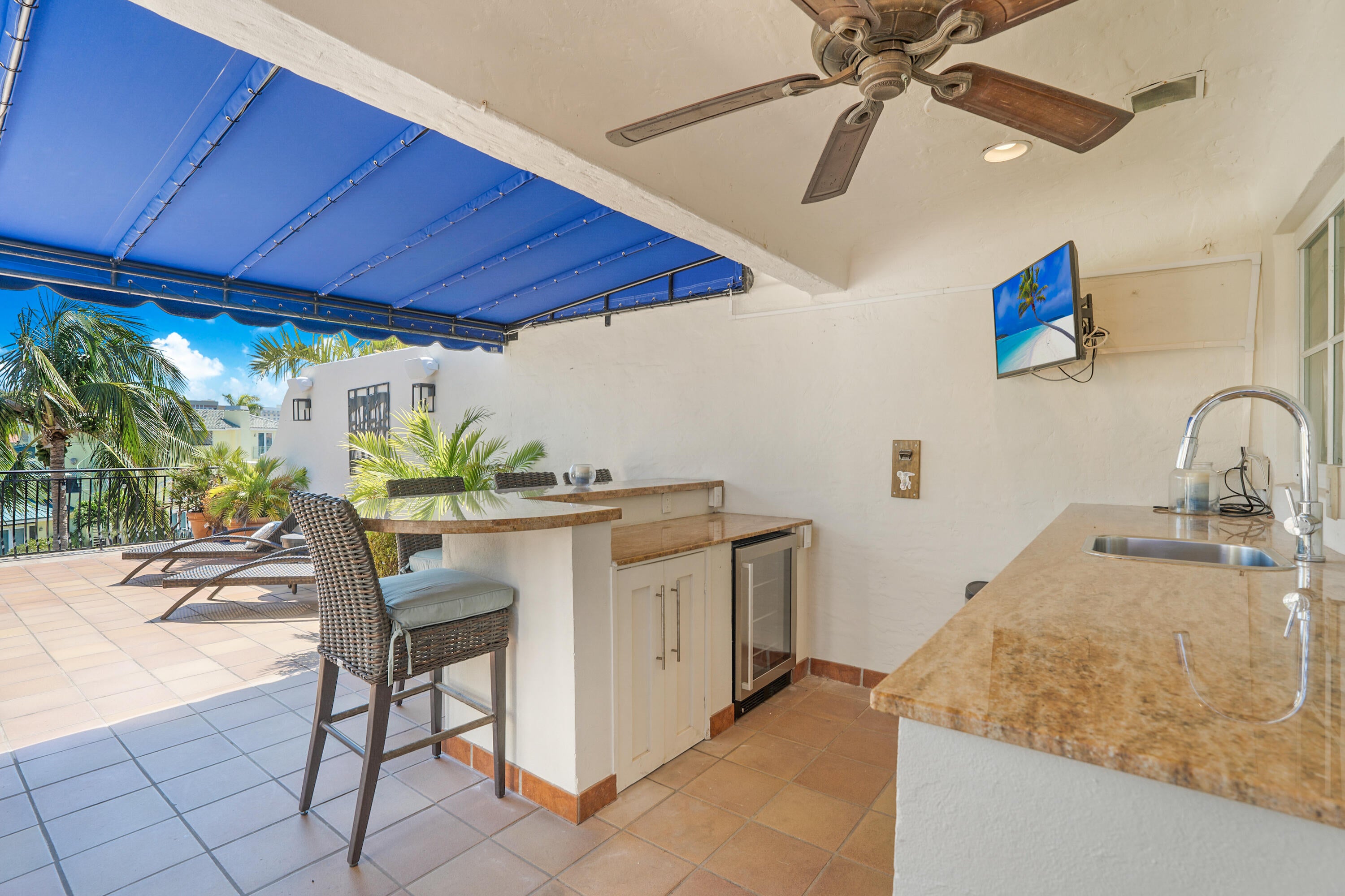 2744 NE 14th Street