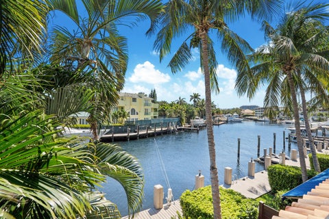 Photo of 2744 NE 14th Street, Fort Lauderdale, FL 33304 (MLS # B26087502)