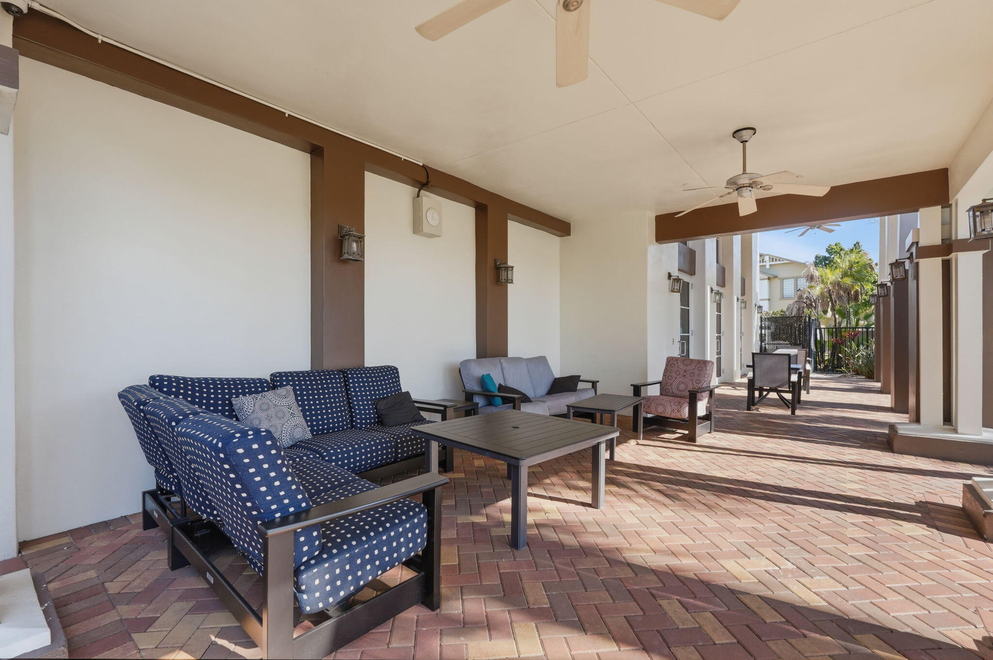 CITYSIDE CONDO - Residential