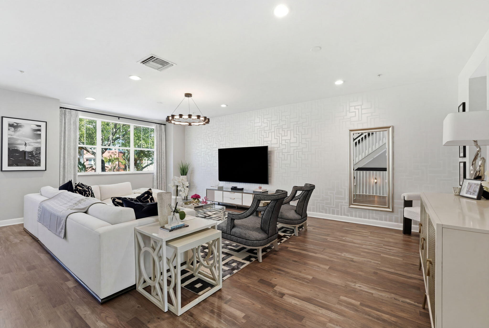 CITYSIDE CONDO - Residential