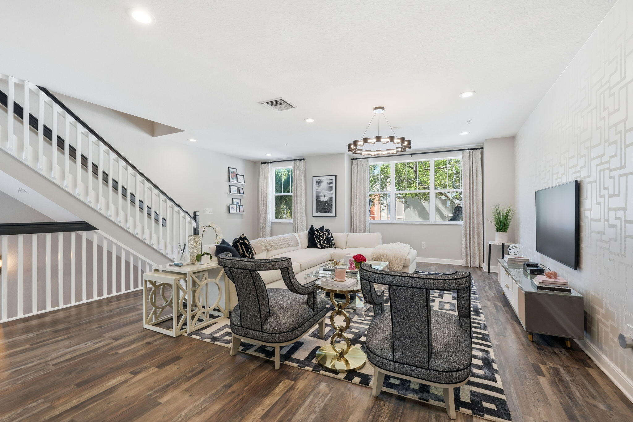 CITYSIDE CONDO - Residential