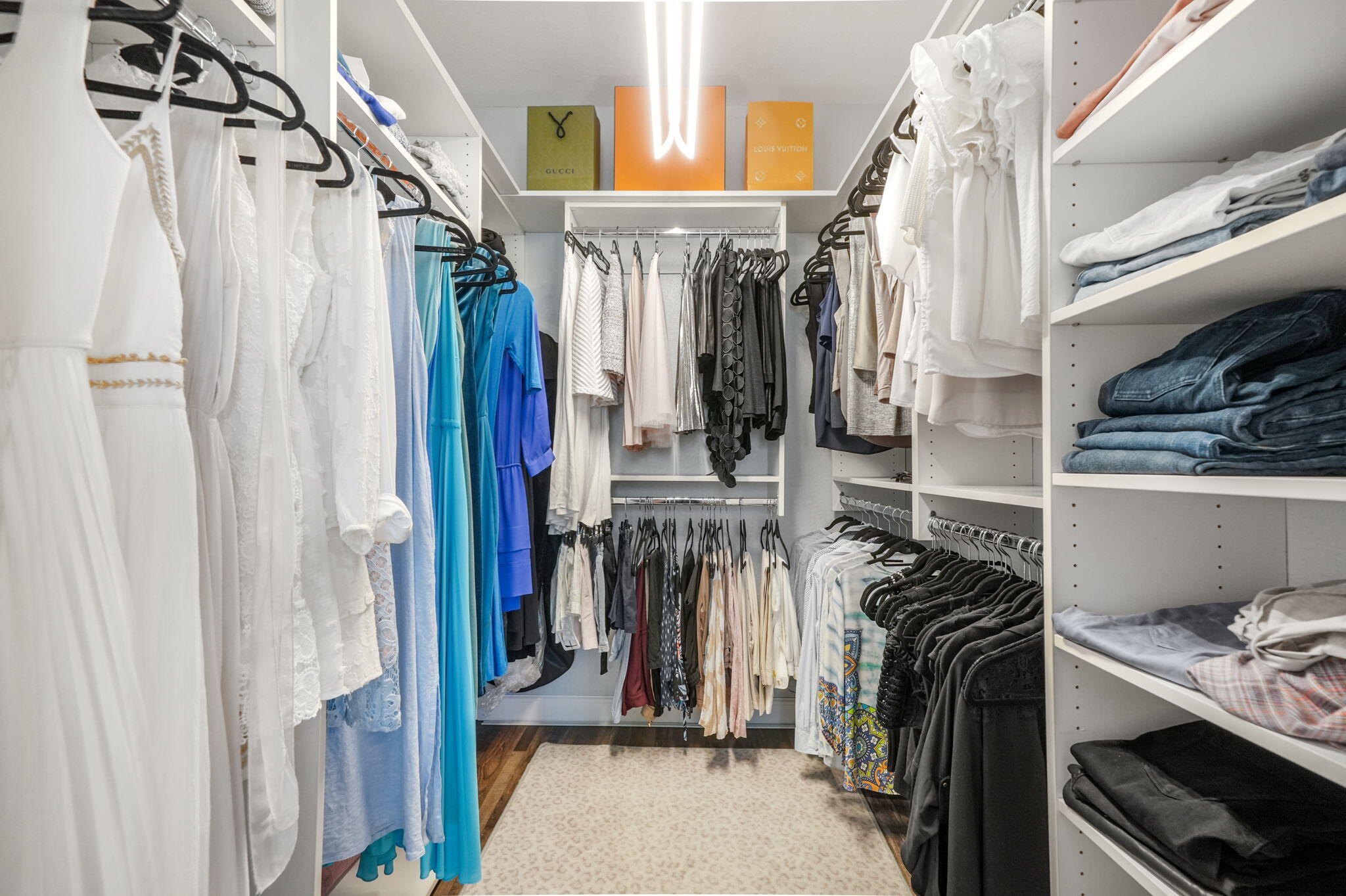 CITYSIDE CONDO - Residential