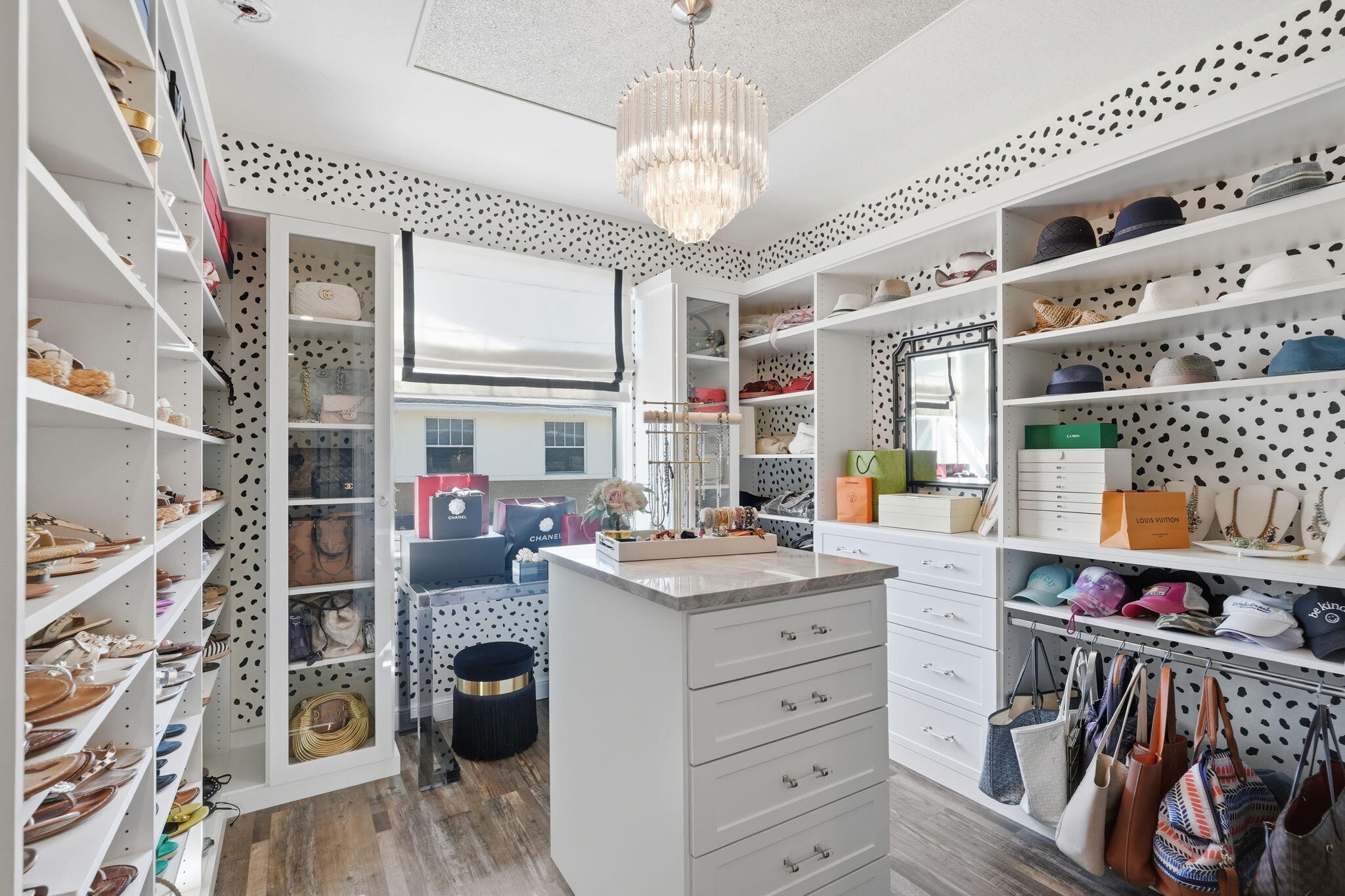 CITYSIDE CONDO - Residential