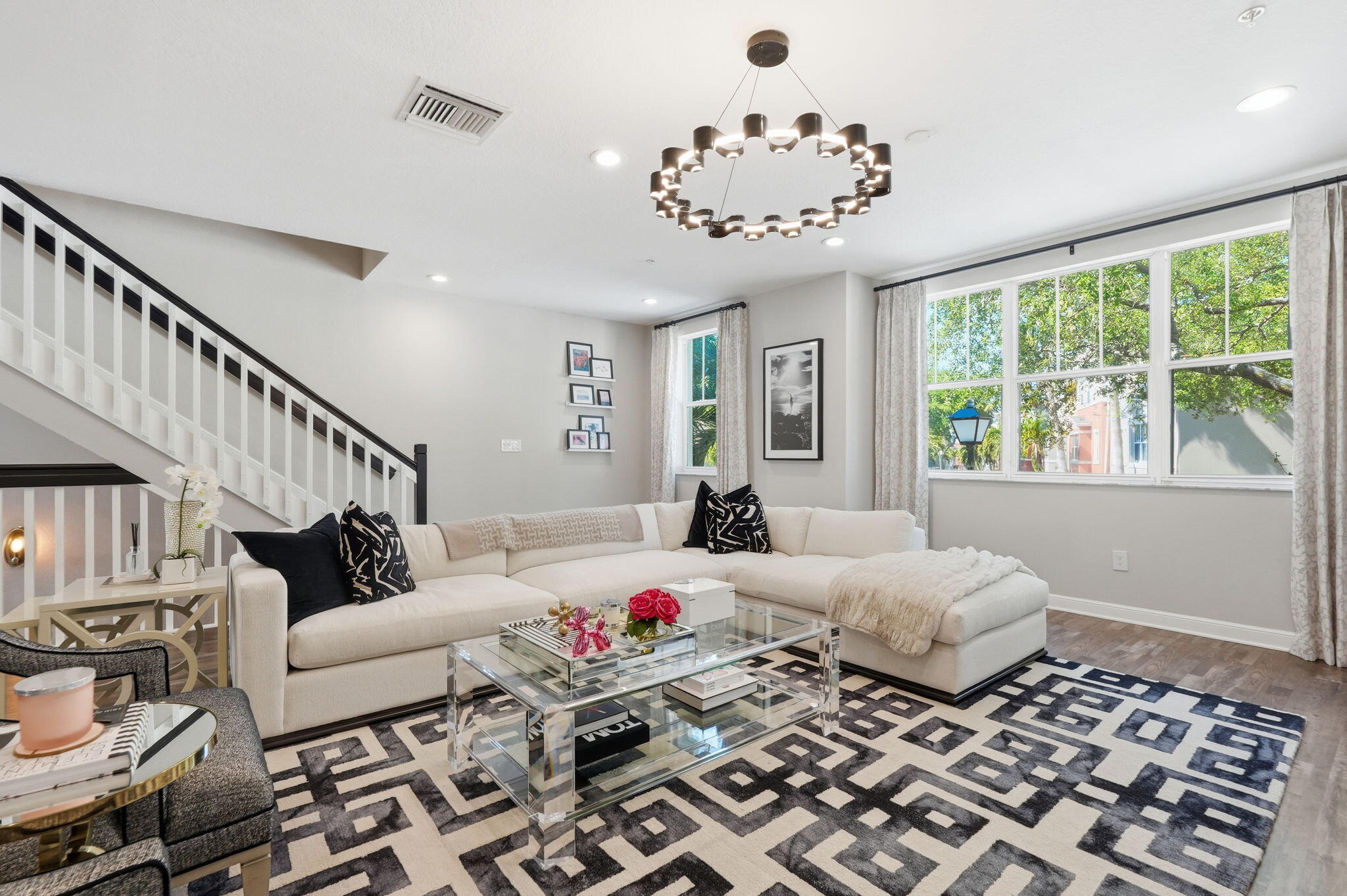 CITYSIDE CONDO - Residential