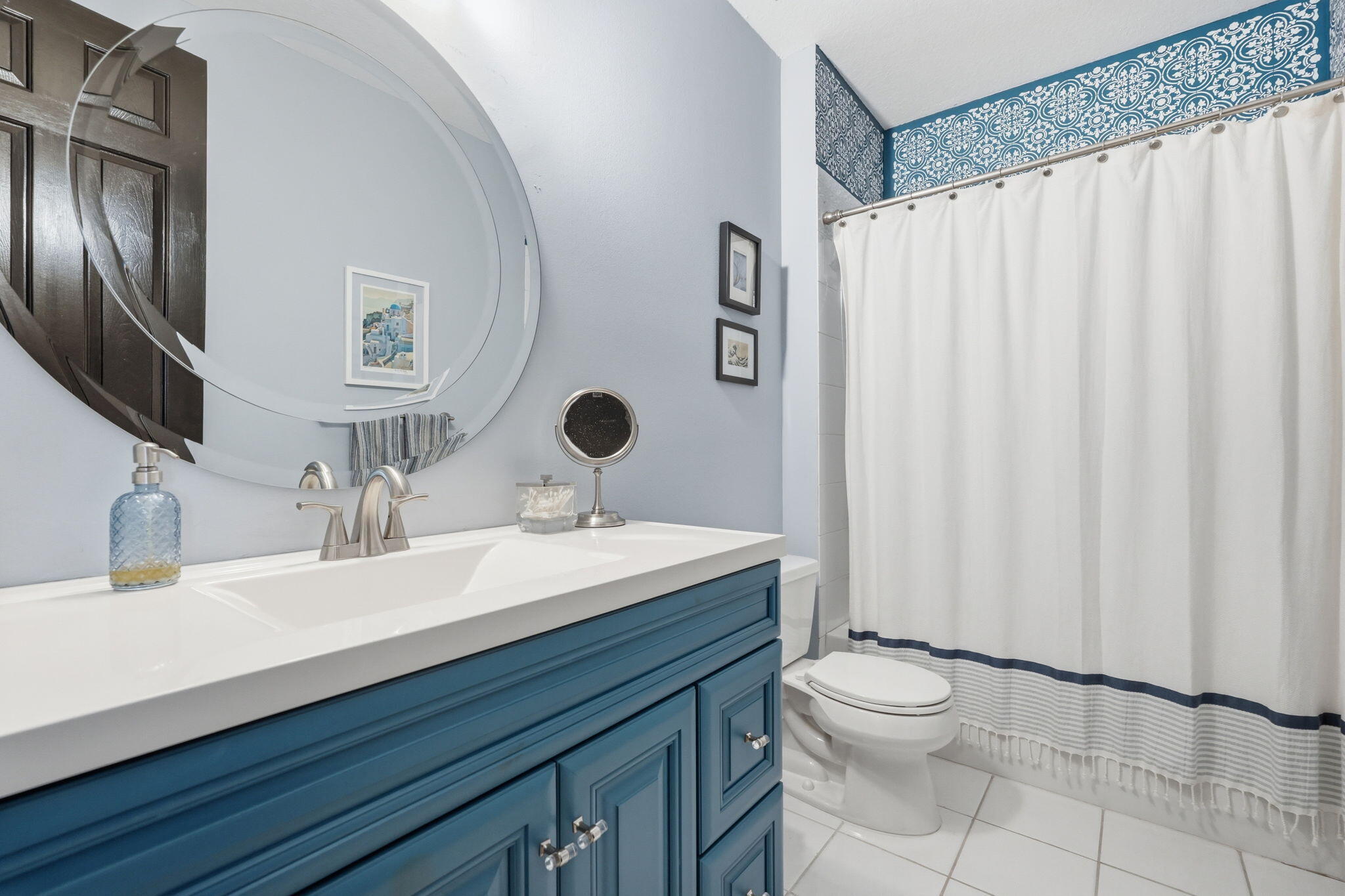 CITYSIDE CONDO - Residential