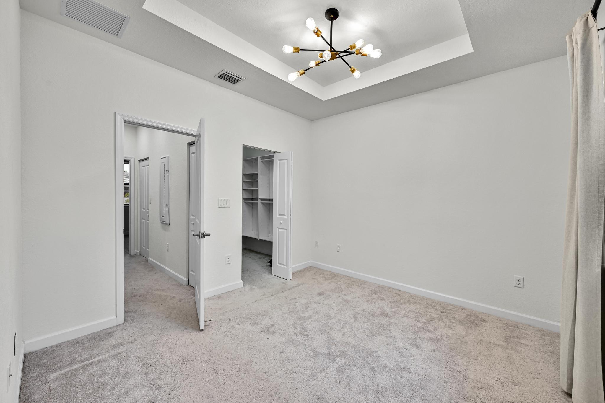 PINE ISLE - Residential