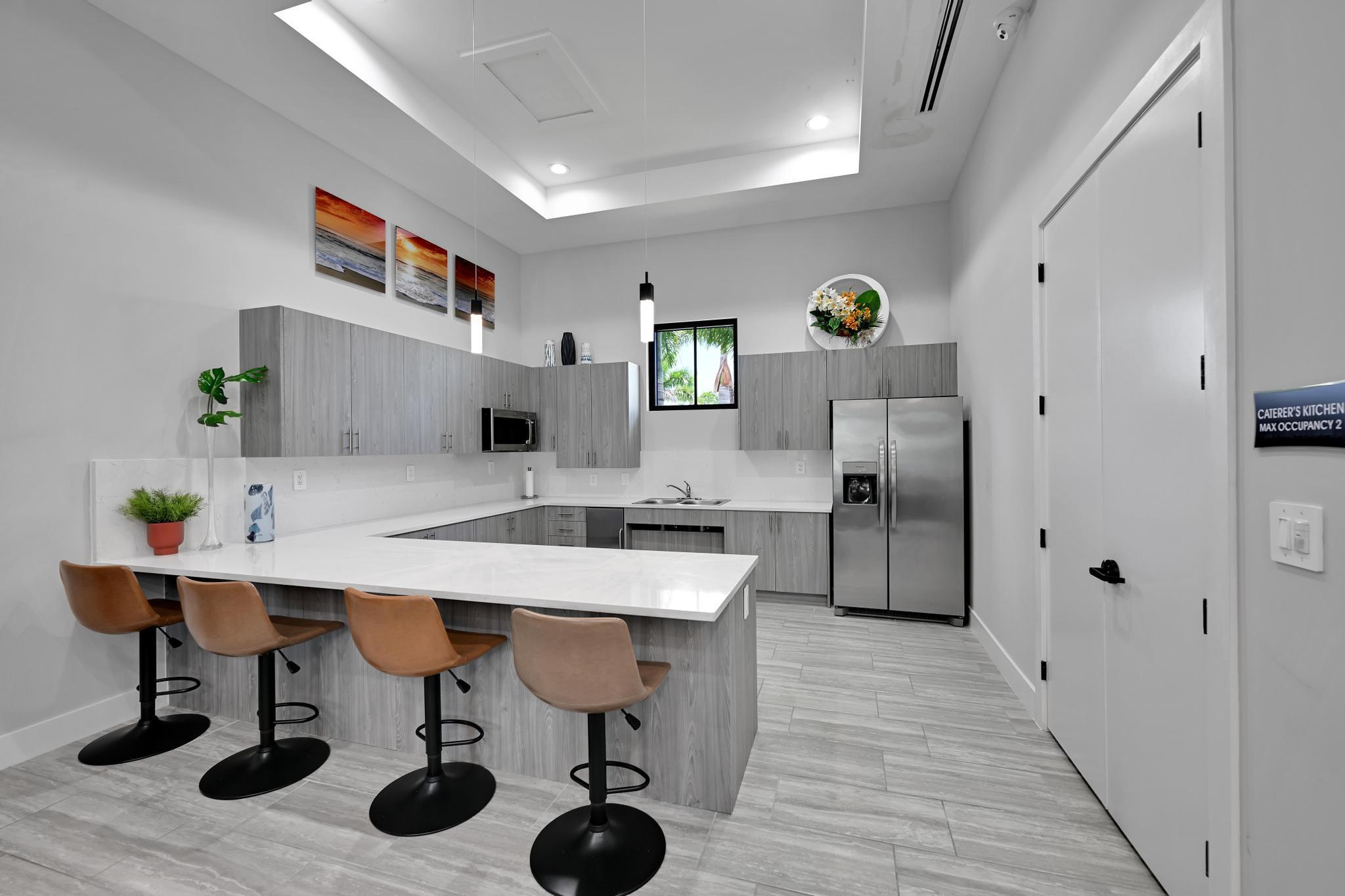 PINE ISLE - Residential