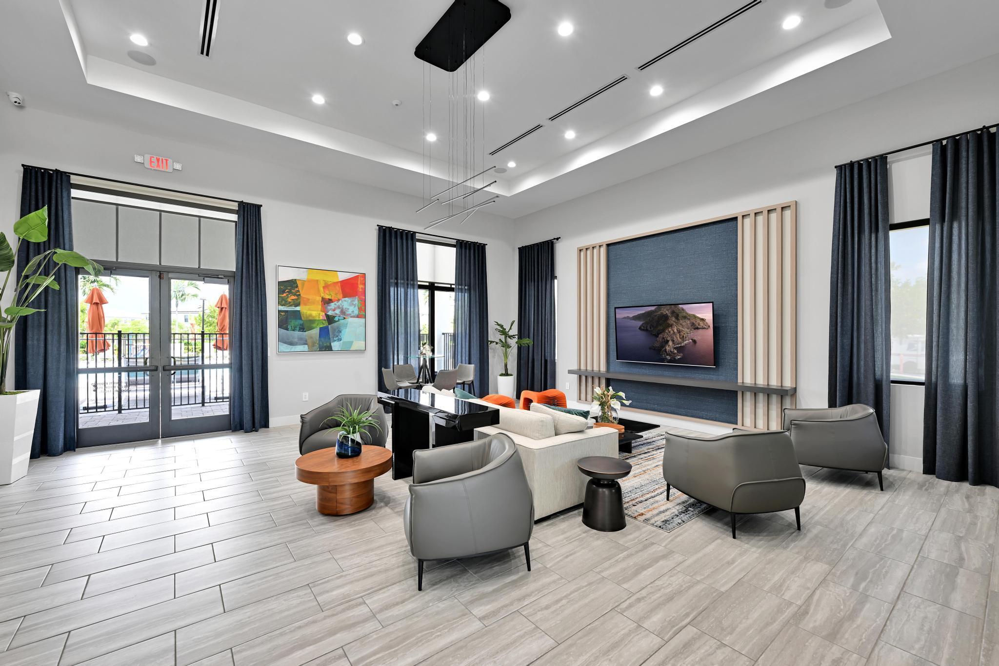 PINE ISLE - Residential