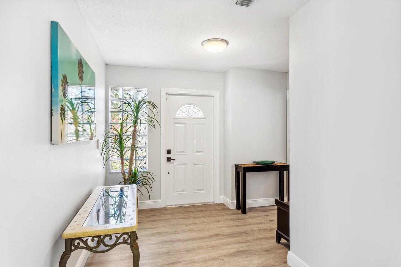 TRACT G OF MISSION BAY - Residential Lease