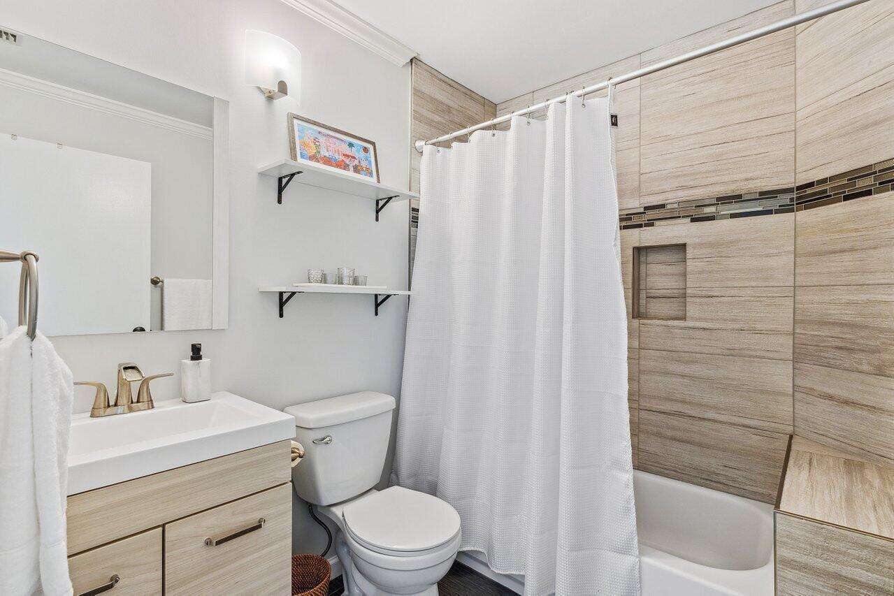 TRACT G OF MISSION BAY - Residential Lease