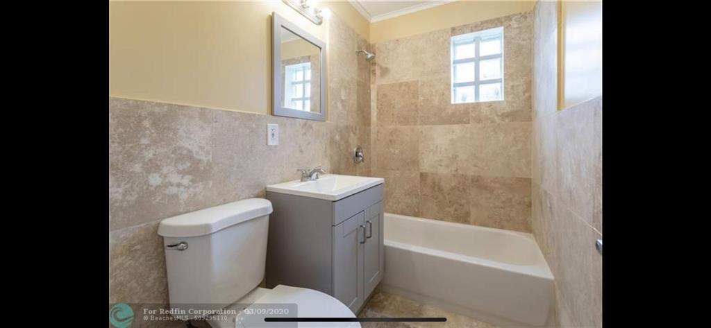 RIVIERA BEACH HEIGHTS ADD 3 - Residential Lease