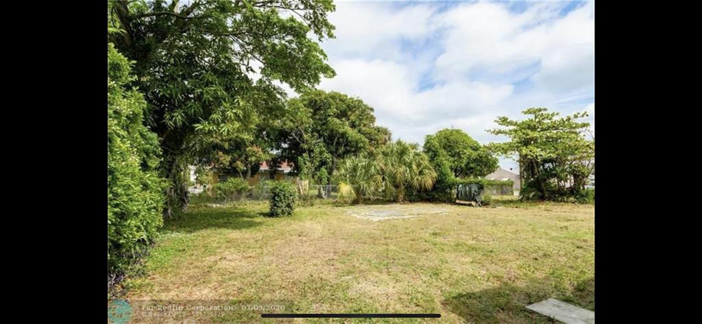 RIVIERA BEACH HEIGHTS ADD 3 - Residential Lease