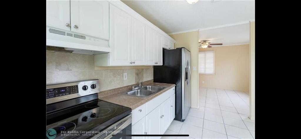 RIVIERA BEACH HEIGHTS ADD 3 - Residential Lease