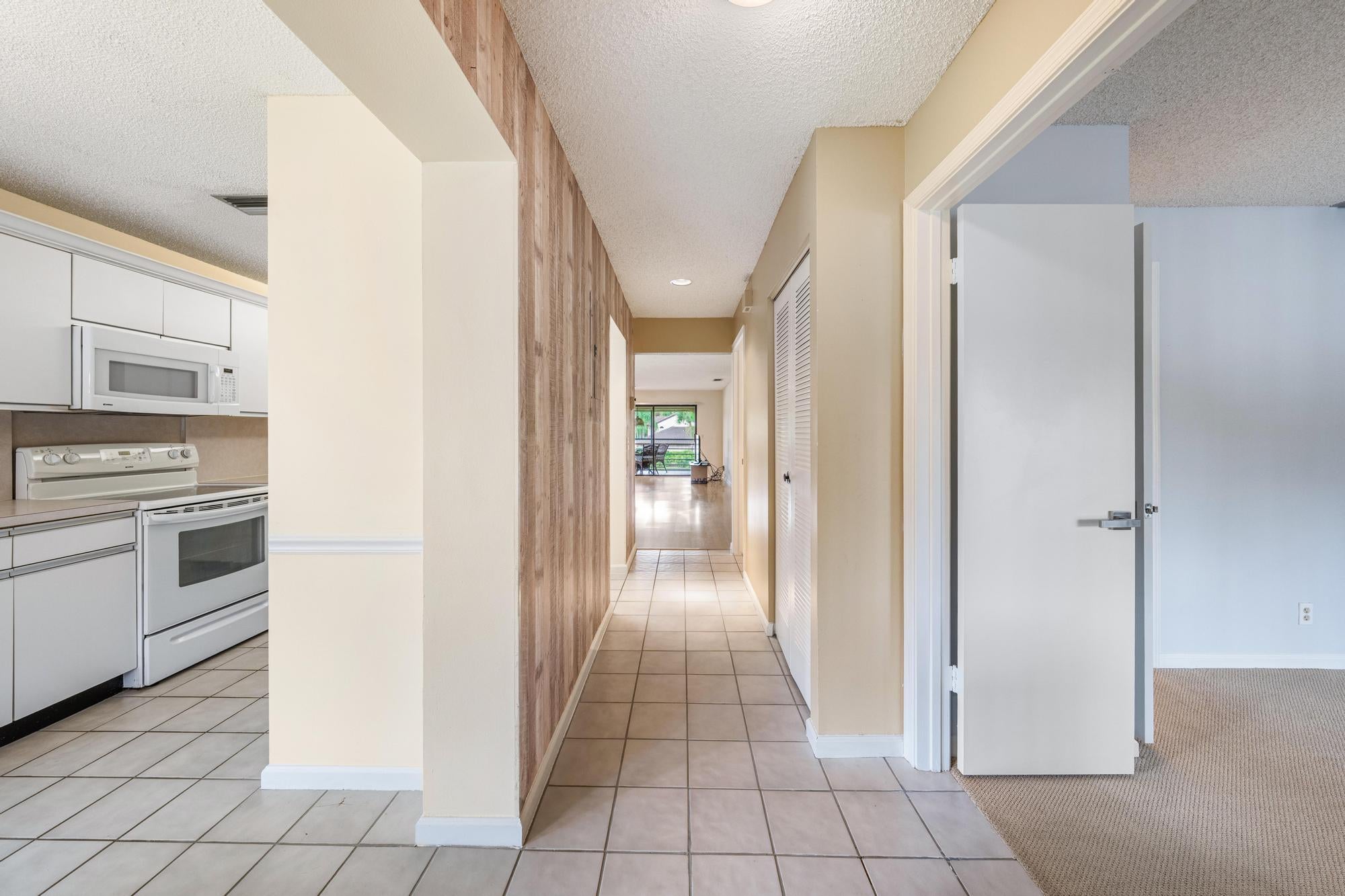 10101 Mangrove Drive 201