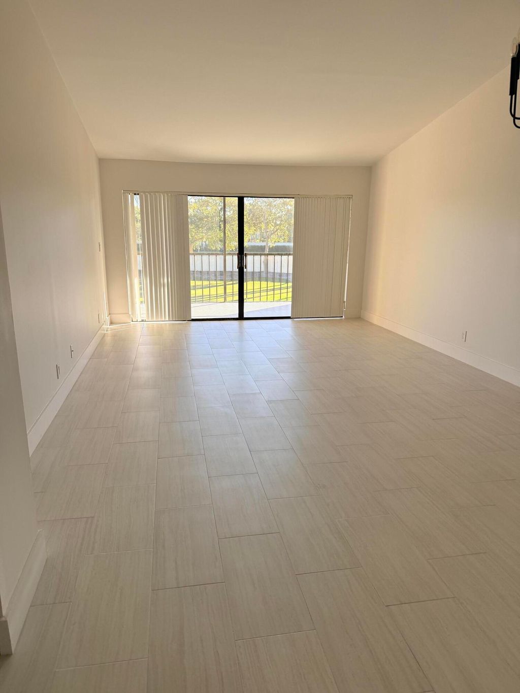 Photo of 5021 Oak Hill Lane #123, Delray Beach, FL 33484 (MLS # R11161801)