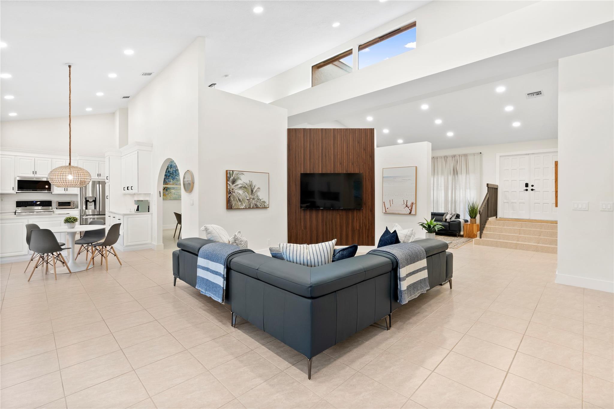 Cypress Glen 104-26 B - Residential