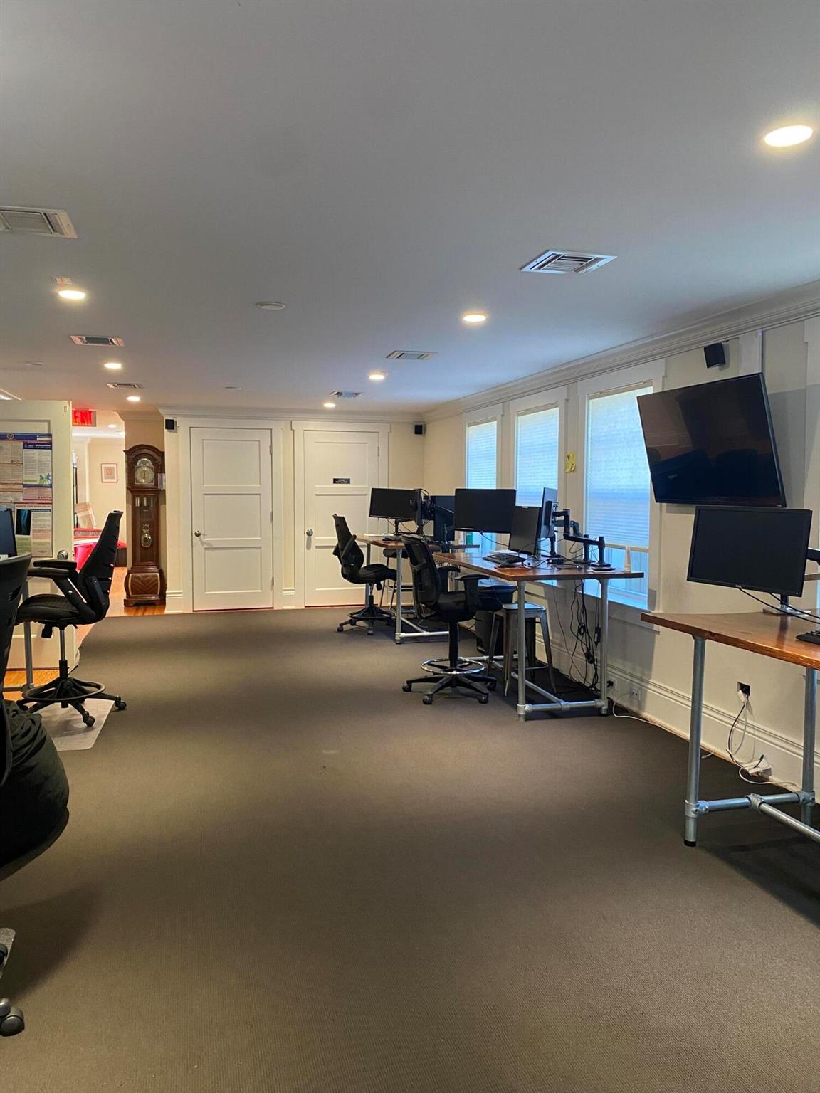 DELRAY TOWN OF - Commercial Lease