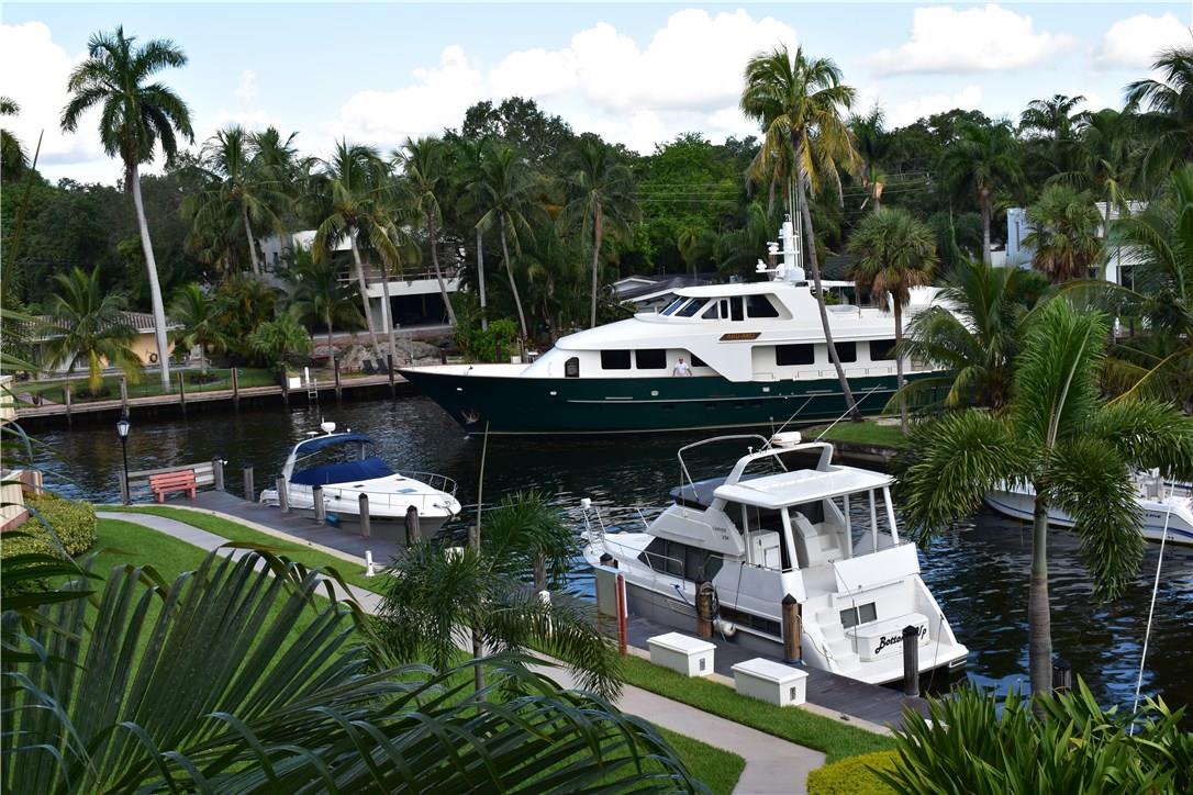 1301 River Reach Dr 308