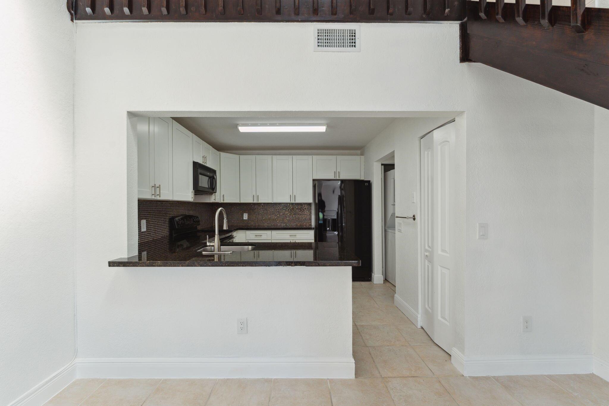 LAKE COLONY PH II - Residential