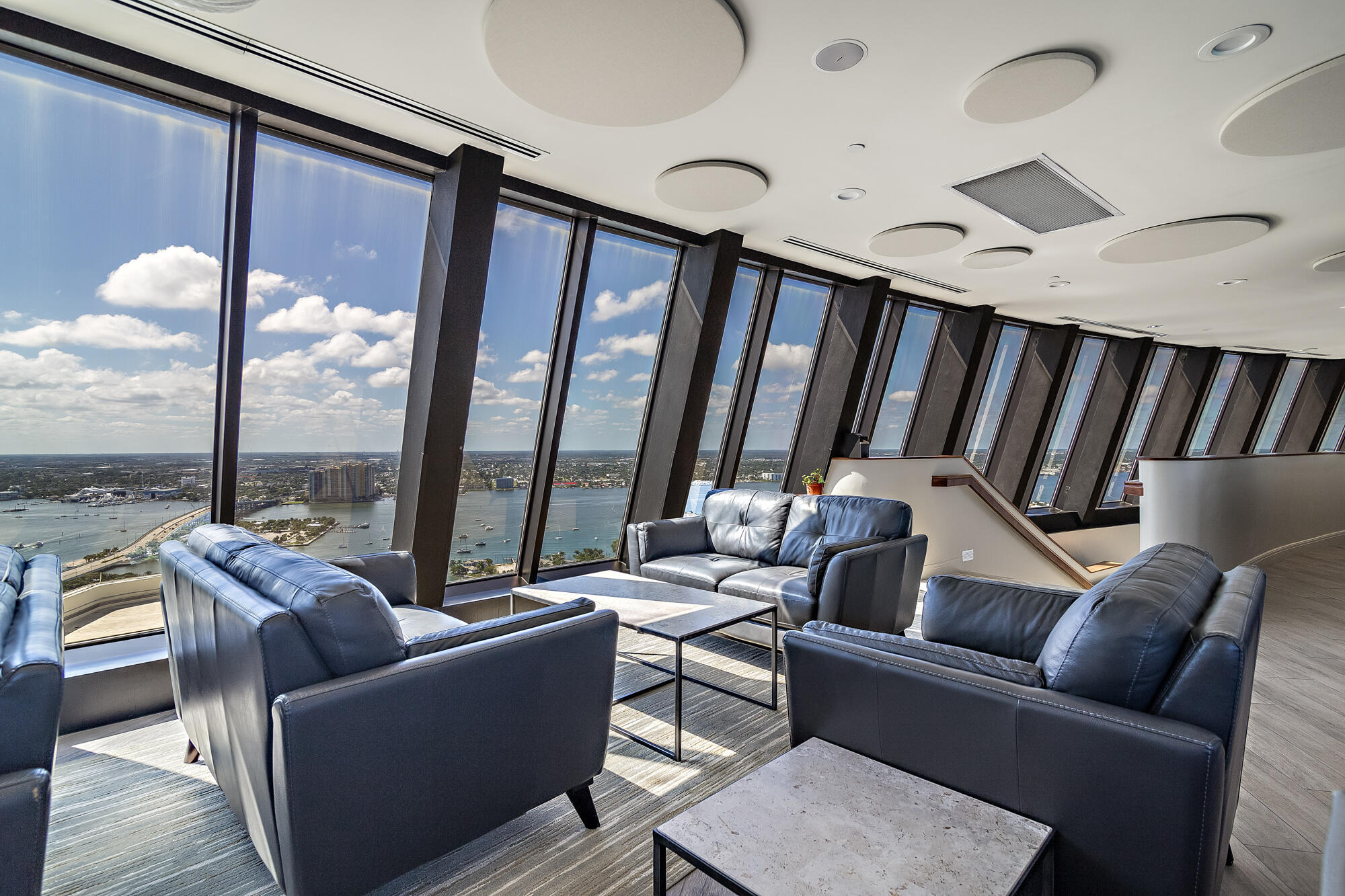 3000 N Ocean Drive 32e