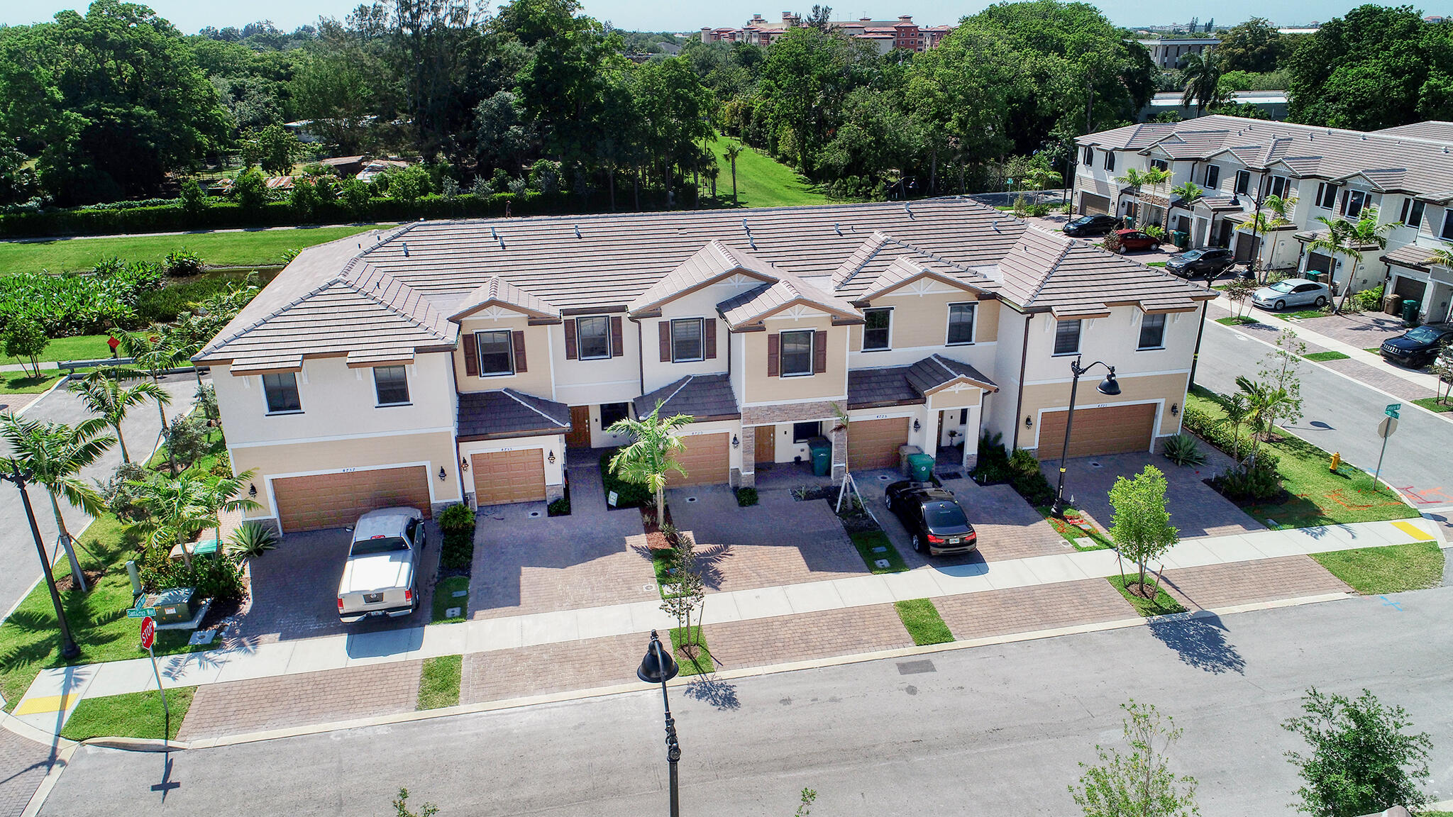 TROTTERS CHASE - Residential